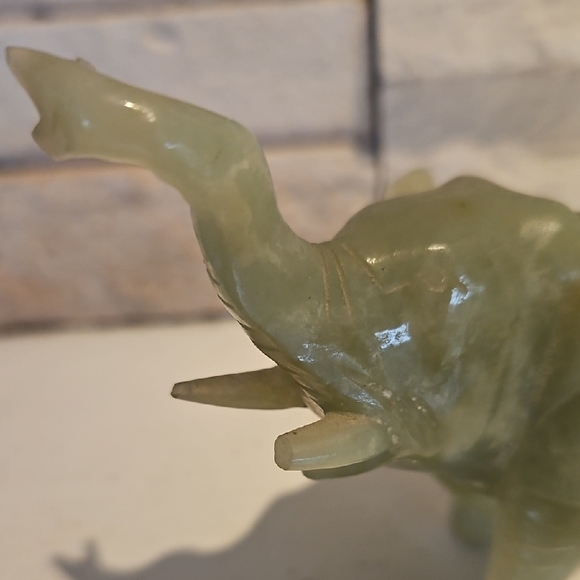 Green Elephant Jade Sculpture - Picture 6 of 7